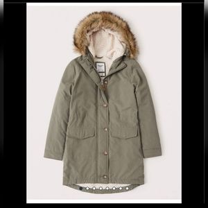 Abercrombie & Fitch Woman's Parka